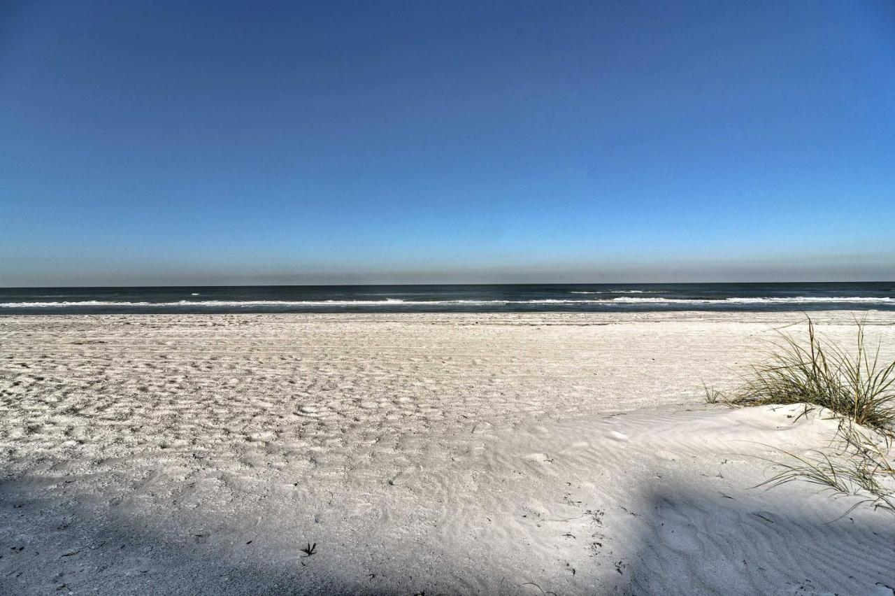 Indian Shores Cottage With Cabana - Steps To Beach! Clearwater Beach Εξωτερικό φωτογραφία